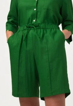 Ulla Popken Szorty - Apple Green -Lindex 016c055940c3439e967d03bb560d64f6