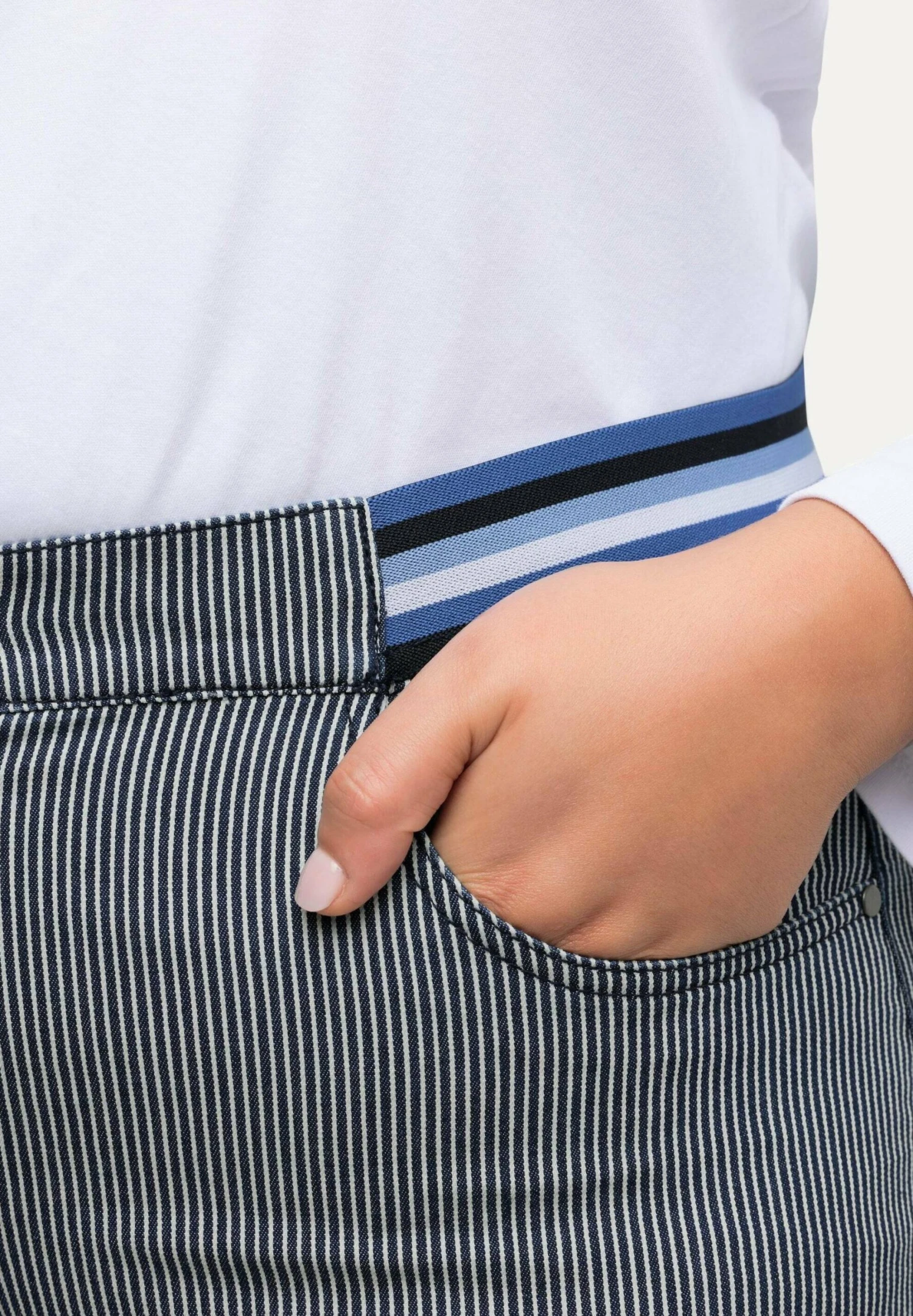 Ulla Popken Szorty Jeansowe - Bleu Nuit 6 Ulla Popken Szorty Jeansowe - Bleu Nuit - obrazek 4