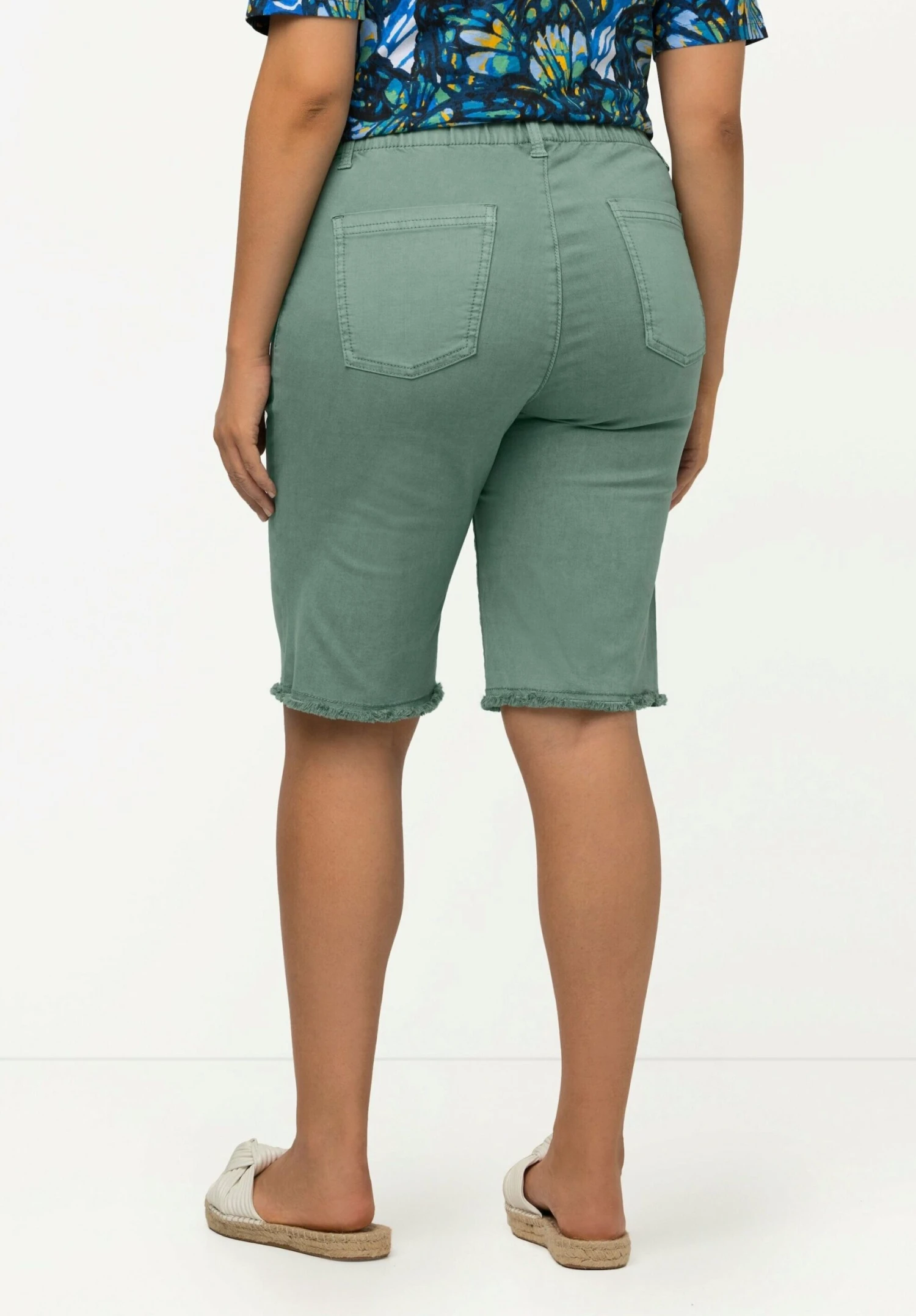 Ulla Popken Szorty - Licht Mosgroen 5 Ulla Popken Szorty - Licht Mosgroen - obrazek 3