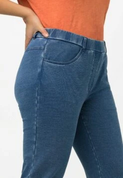 Ulla Popken SIENNA SMALLE PIJPEN ELASTISCHE BAND - Jeansy Slim Fit - Blue Denim 10 Ulla Popken SIENNA SMALLE PIJPEN ELASTISCHE BAND - Jeansy Slim Fit - Blue Denim -Lindex 0ce6d2b49f9a4b61897a10971534cdb0