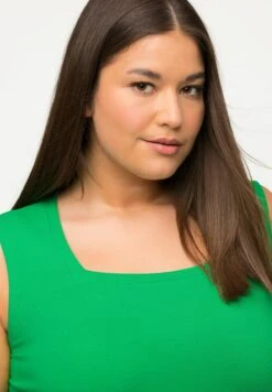 Ulla Popken Top - Grass Green -Lindex 1734bb77ecab465cb96fbd9343819d28