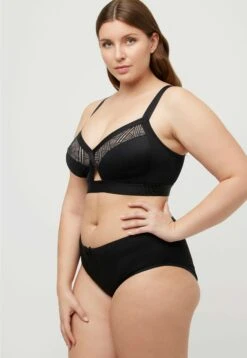 Ulla Popken Biustonosz Z Trójkątną Miseczką - Schwarz 9 Ulla Popken Biustonosz Z Trójkątną Miseczką - Schwarz -Lindex 291cadaccfb34d13b14c576de9d57b68