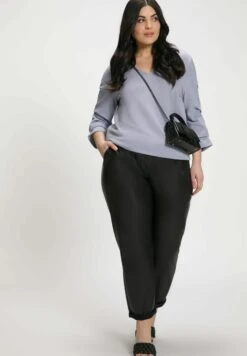 Ulla Popken MANCHES - Bluza - Light Blue -Lindex 3bf475287c08465cb11ec8424bd42f87