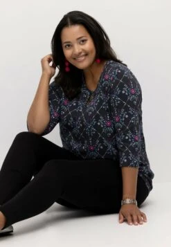 Ulla Popken BLÜTEN RUNDHALS MIT AUSSPARUNG 3/4 ÄRMEL - Bluzka Z Długim Rękawem - Multicolor Schwarz -Lindex 3edfece160d548c9b5876091379c11e9