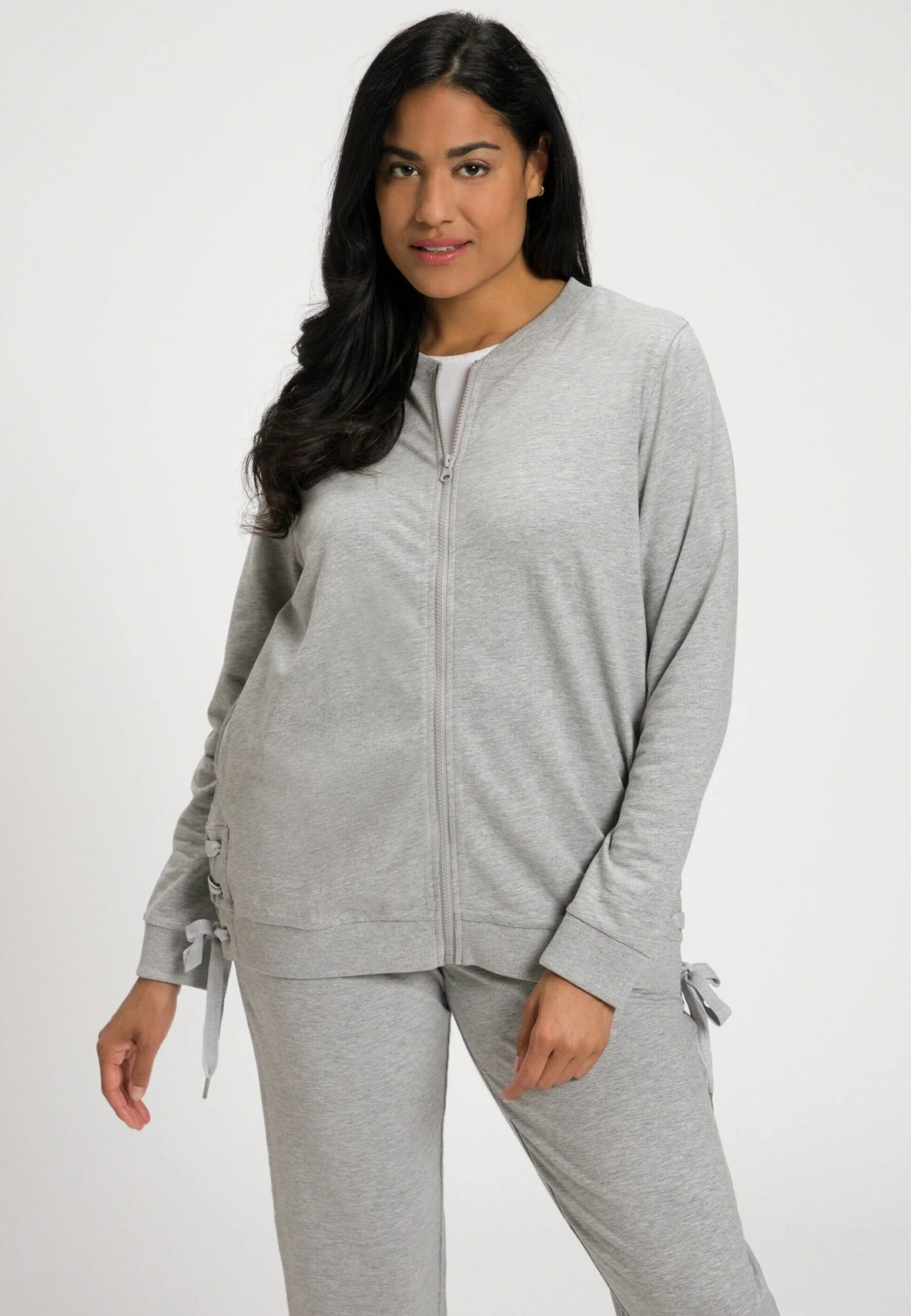 Ulla Popken HOMEWEAR LANGE MOUWEN - Bluza Rozpinana - Lichtgrijs Melange 3 Ulla Popken HOMEWEAR LANGE MOUWEN - Bluza Rozpinana - Lichtgrijs Melange