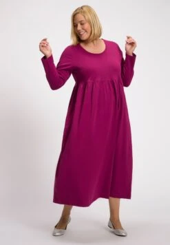 Ulla Popken MIDI-LÄNGE RUNDHALS LANGARM - Sukienka Z Dżerseju - Weinrot