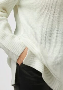 Ulla Popken Sweter - Offwhite 12 Ulla Popken Sweter - Offwhite -Lindex 4699ce426d6348a682e12f8a71e36597