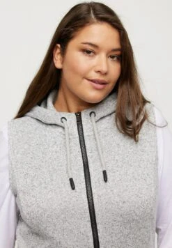 Ulla Popken Kardigan - Lichtgrijs Melange 10 Ulla Popken Kardigan - Lichtgrijs Melange -Lindex 4ee3dfc594be40139253f3604dae4fa3