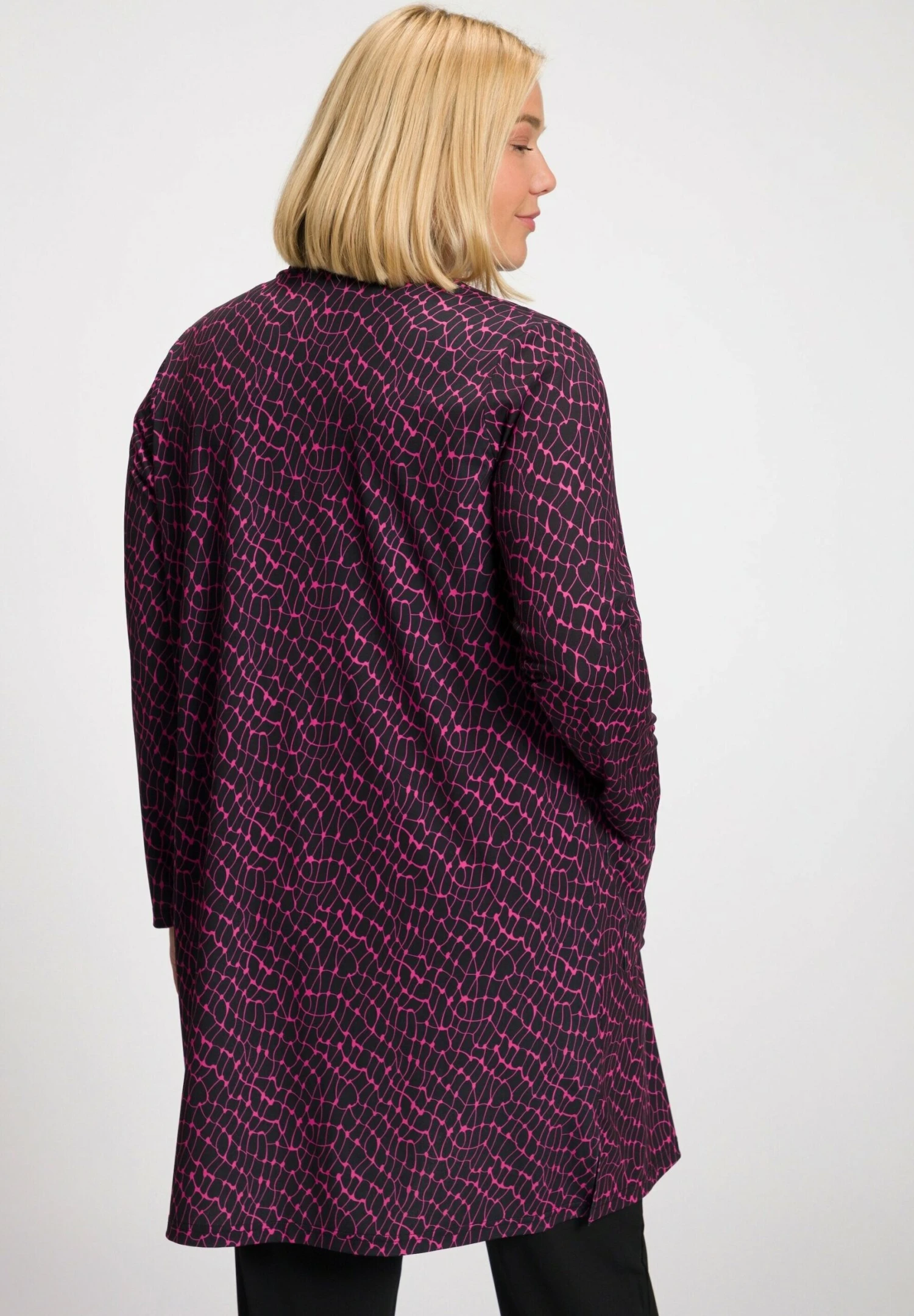 Ulla Popken MATTE GRAPHIC PRINT POCKET - Krótki Płaszcz - Hot Pink Multi 5 Ulla Popken MATTE GRAPHIC PRINT POCKET - Krótki Płaszcz - Hot Pink Multi - obrazek 3