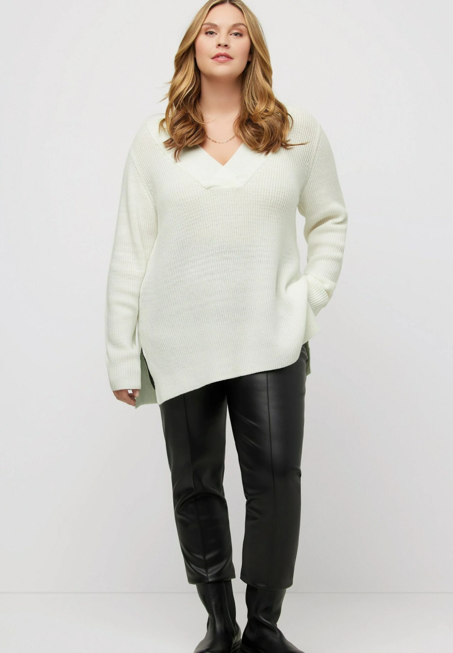 Ulla Popken Sweter - Offwhite 4 Ulla Popken Sweter - Offwhite - obrazek 2