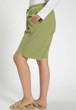 Ulla Popken Szorty - Salbei -Lindex 716e36d6b60b43afa59fd3c8300f16f4