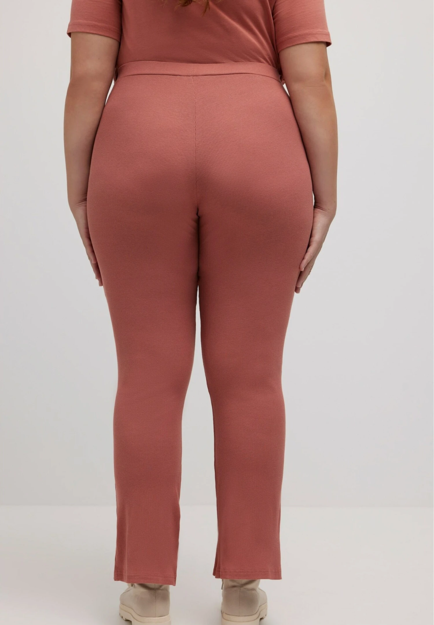 Ulla Popken Spodnie Materiałowe - Rouge 5 Ulla Popken Spodnie Materiałowe - Rouge - obrazek 3