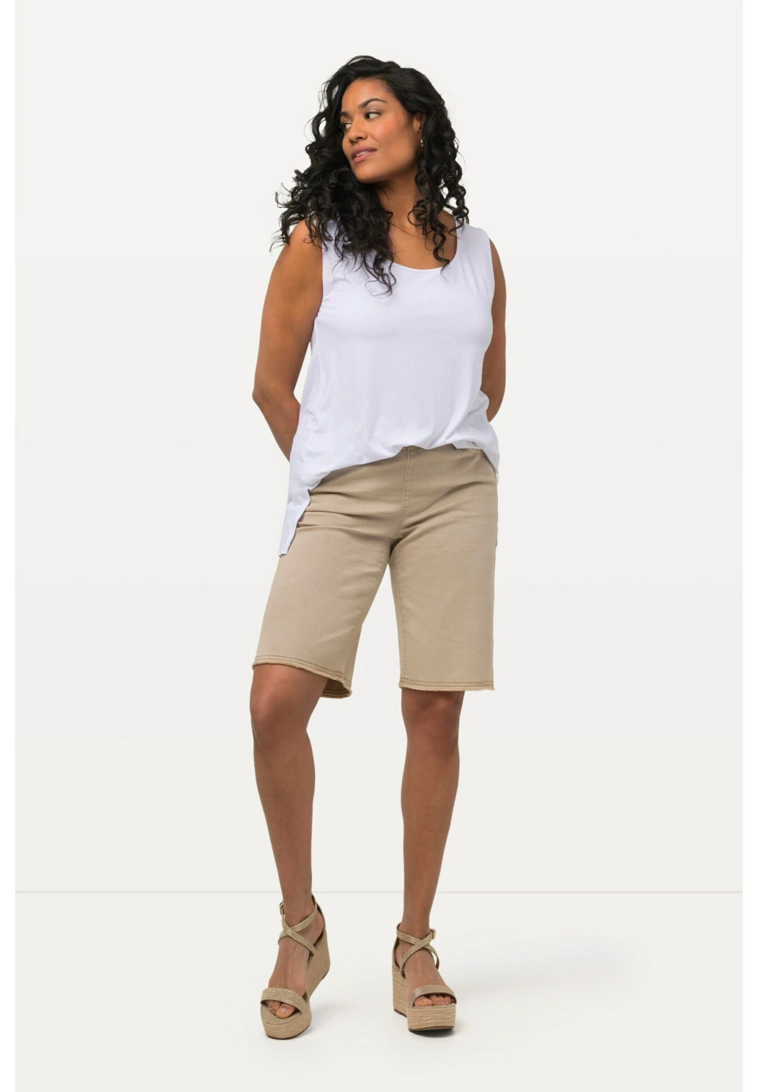 Ulla Popken Szorty - Mastic Foncé 4 Ulla Popken Szorty - Mastic Foncé - obrazek 2