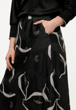 Ulla Popken DOPPELLAGIG TASCHEN - Spódnica Trapezowa - Schwarz -Lindex 85fcd551826c4b9c9e3c67244efd6480