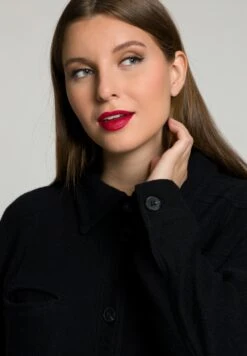 Ulla Popken Klasyczny Płaszcz - Black -Lindex 93c7fe3051684ce1b03e8dd52b3eaee8