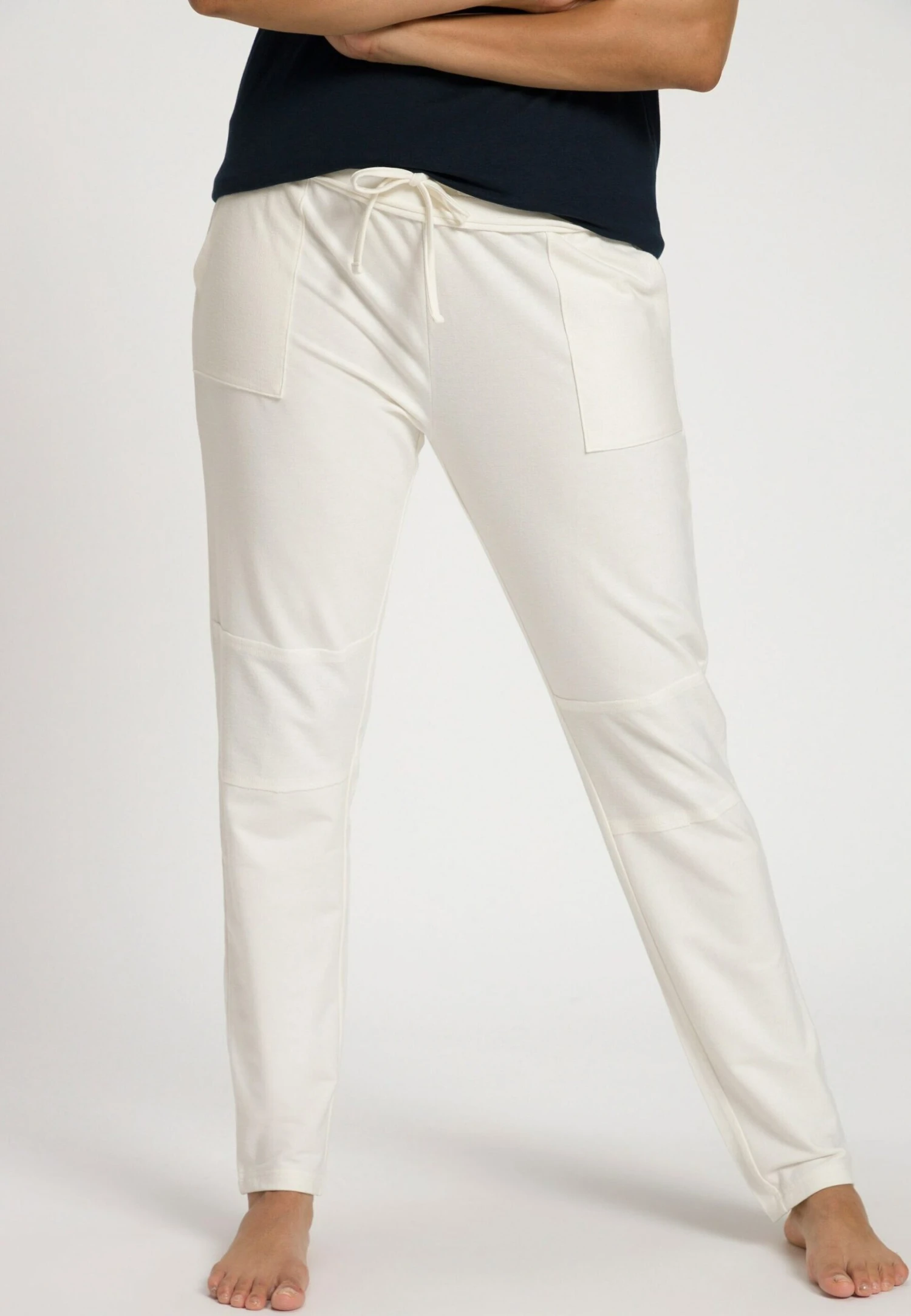 Ulla Popken Spodnie Treningowe - Crèmewit 3 Ulla Popken Spodnie Treningowe - Crèmewit