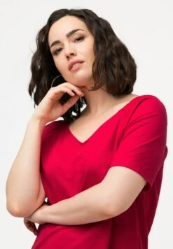 Ulla Popken FRONCES COL EN V MANCHES COURTES - T-shirt Basic - Lychee -Lindex 9de2d1dfff934c2eb252f87230c3abae