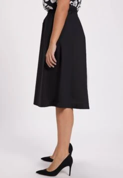 Ulla Popken Spódnica Trapezowa - Black -Lindex a519024967a441c3b16cc0b89f207d10