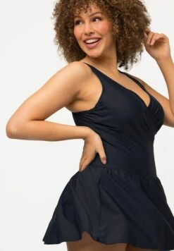 Ulla Popken À BONNETS SOUPLES ET ARMATURES FRONCES MATIÈRE RE - Kostium Kąpielowy - Marine 10 Ulla Popken À BONNETS SOUPLES ET ARMATURES FRONCES MATIÈRE RE - Kostium Kąpielowy - Marine -Lindex a9c2ed0365c3482d93a448510bb3e83a