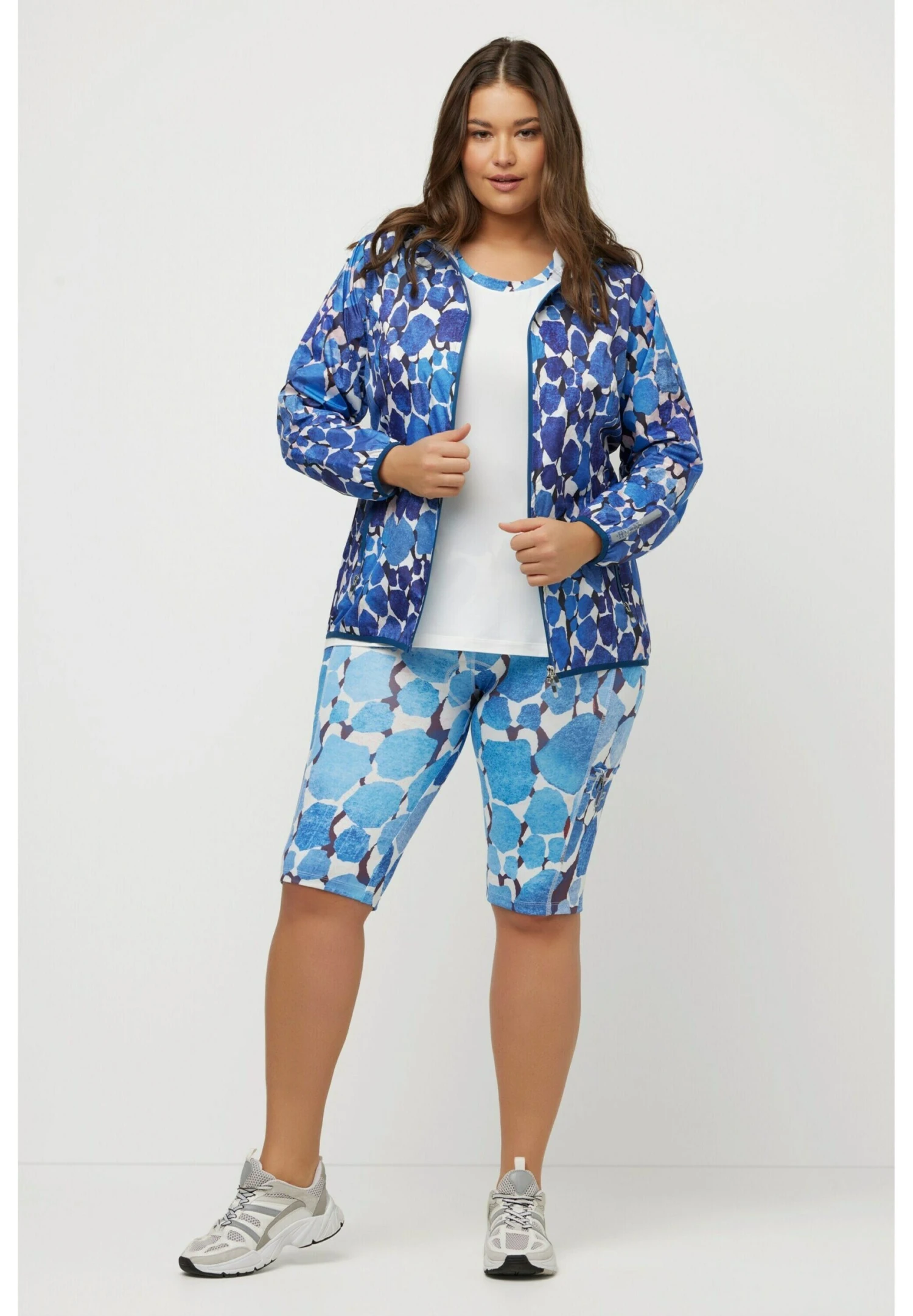 Ulla Popken Kurtka Przeciwdeszczowa - Marine 3 Ulla Popken Kurtka Przeciwdeszczowa - Marine - obrazek 2