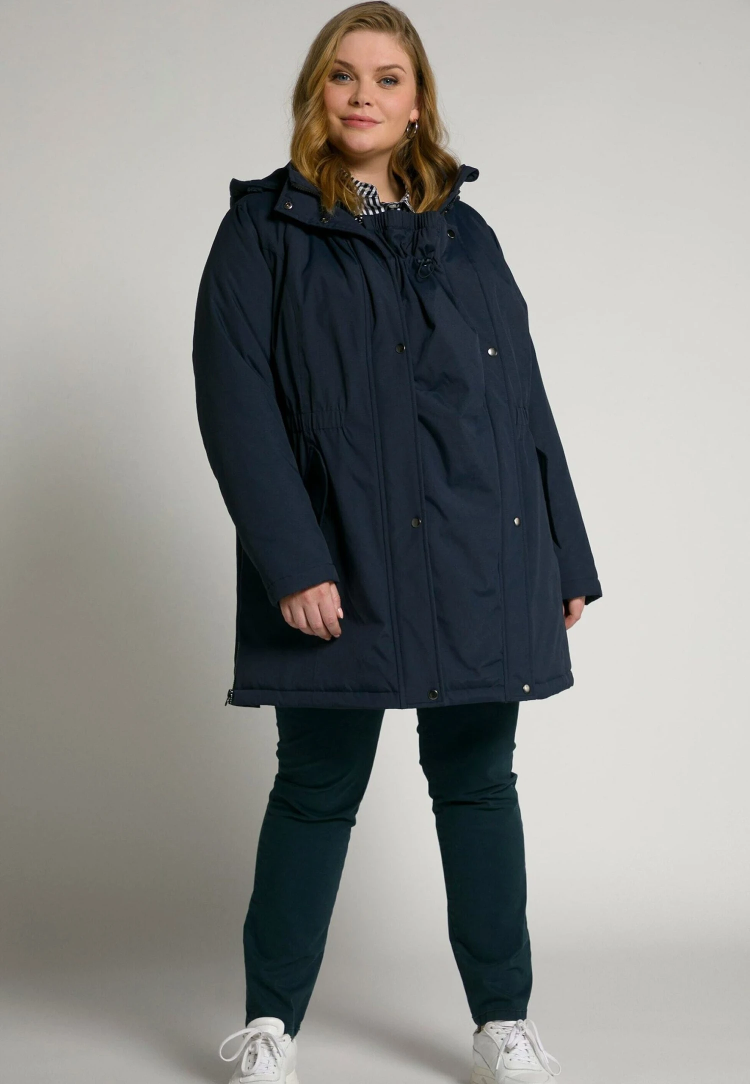 Ulla Popken Kurtka Outdoor - Marine 4 Ulla Popken Kurtka Outdoor - Marine - obrazek 2