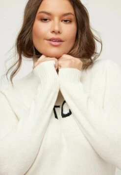 Ulla Popken Sweter - Creme 10 Ulla Popken Sweter - Creme -Lindex b8c21e1e511b44ef9e82b92669e3ebd7