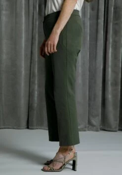 Ulla Popken Spodnie Materiałowe - Olivgrau -Lindex ba48049b85fb4c1e86b903d272ec48ca