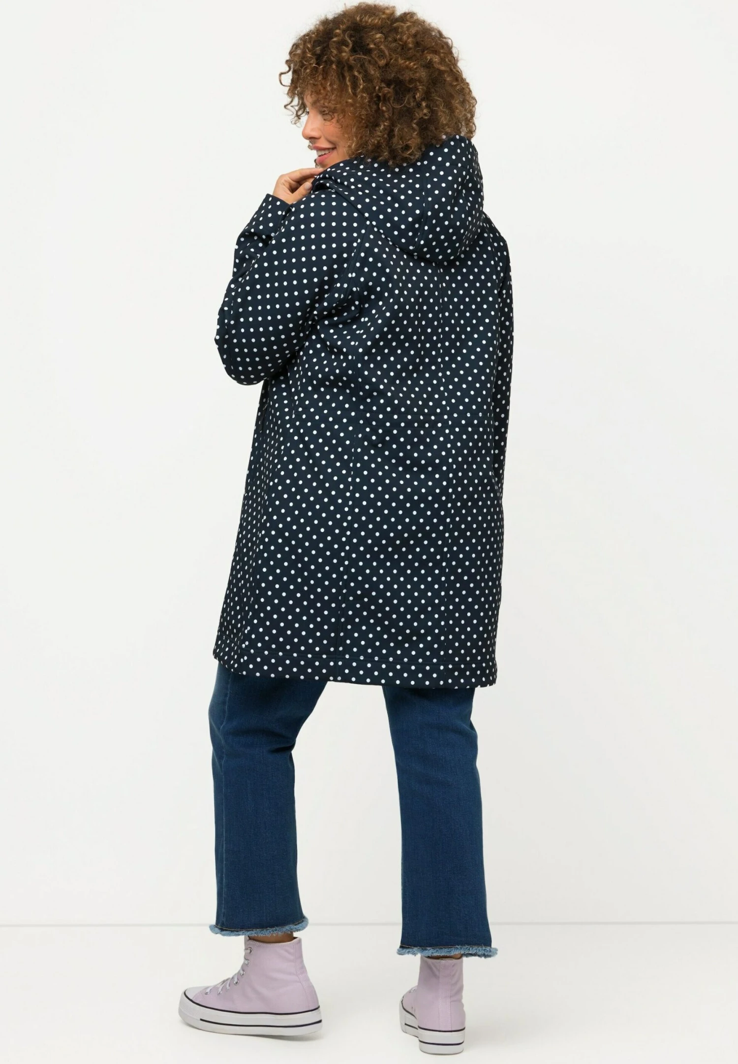 Ulla Popken Kurtka Przeciwdeszczowa - Marine 5 Ulla Popken Kurtka Przeciwdeszczowa - Marine - obrazek 3