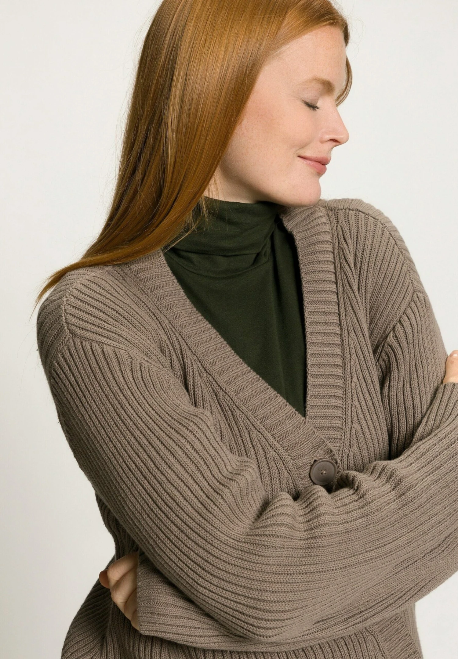 Ulla Popken Kardigan - Nougatbruin 5 Ulla Popken Kardigan - Nougatbruin - obrazek 3