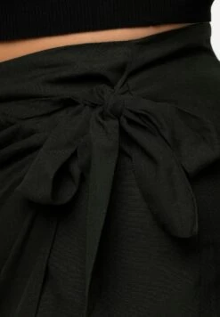 Ulla Popken Spódnica Z Zakładką - Noir 12 Ulla Popken Spódnica Z Zakładką - Noir -Lindex d1155585357245e3a3f86f72fe994246