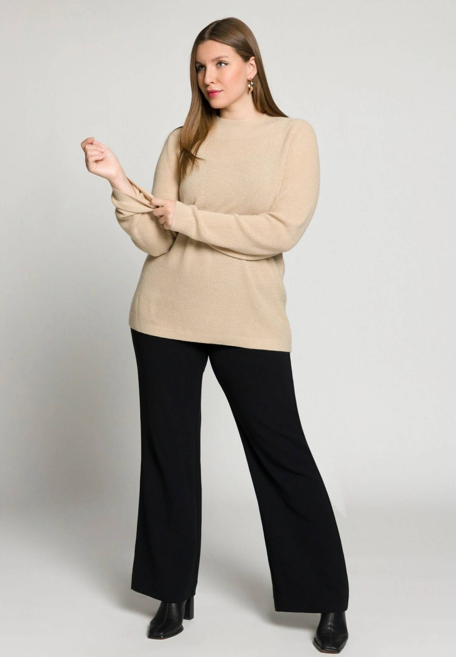 Ulla Popken Sweter - Donker Kitt 4 Ulla Popken Sweter - Donker Kitt - obrazek 2