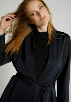 Ulla Popken Kurtka Wiosenna - Tiefdunkelblau 8 Ulla Popken Kurtka Wiosenna - Tiefdunkelblau -Lindex ddada22aa7c04e67a8d8f2f400409b13