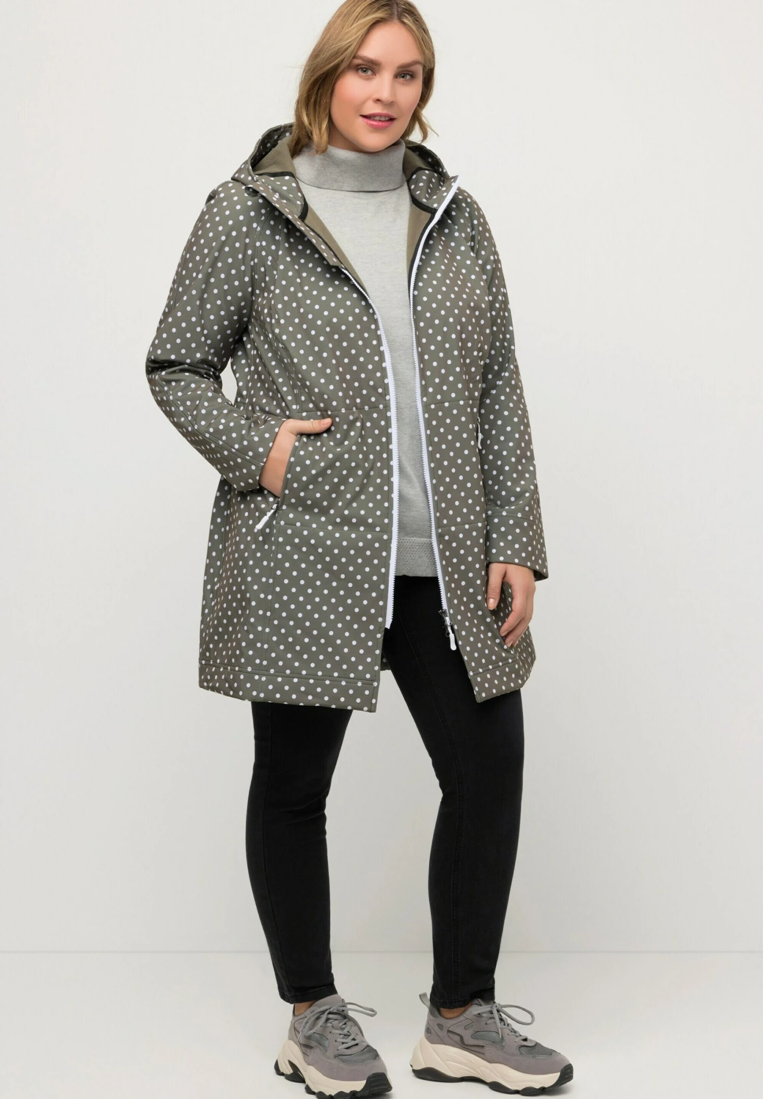 Ulla Popken Kurtka Przeciwdeszczowa - Lodengroen 4 Ulla Popken Kurtka Przeciwdeszczowa - Lodengroen - obrazek 2