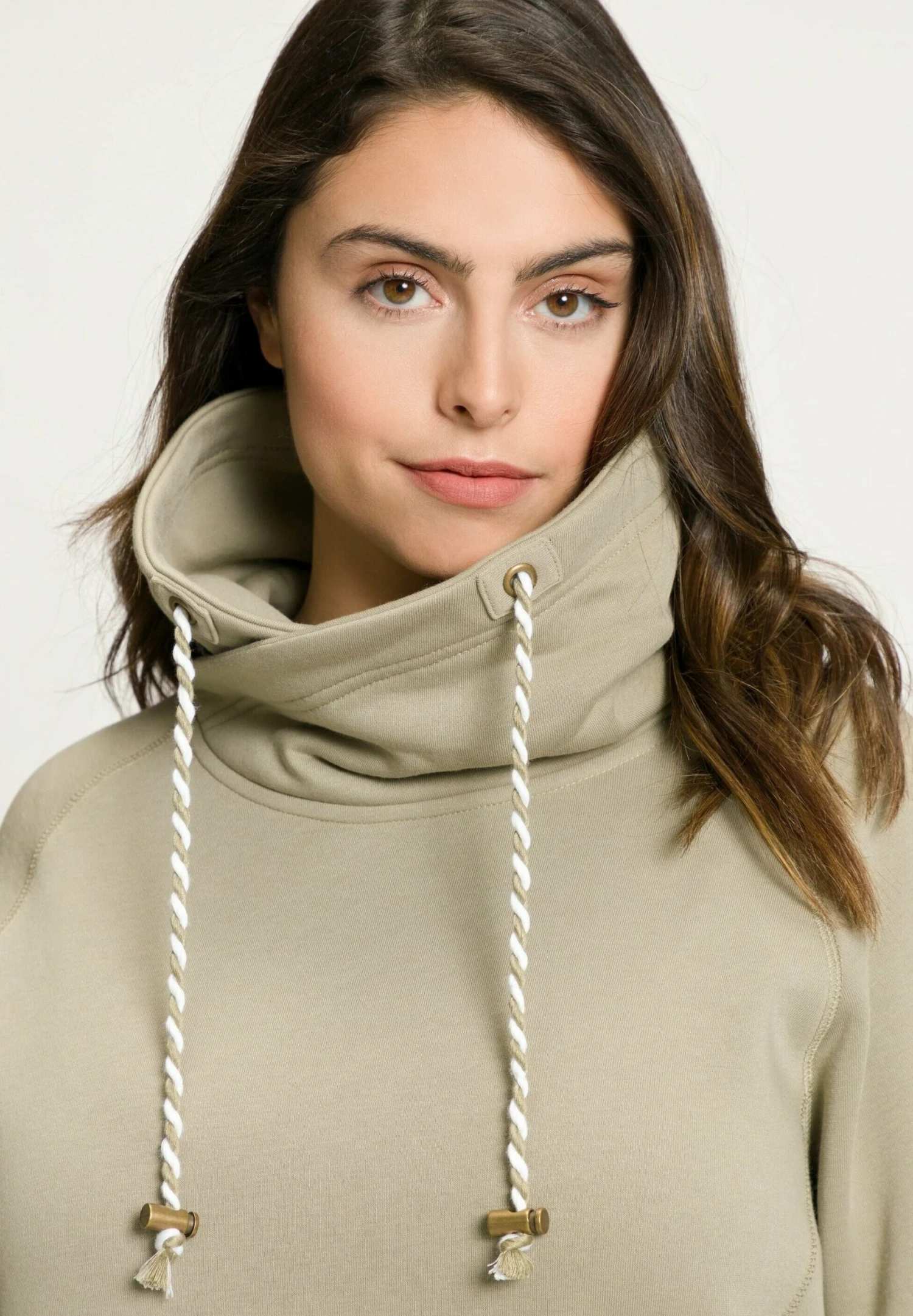 Ulla Popken Bluza - Vert Sauge 5 Ulla Popken Bluza - Vert Sauge - obrazek 3