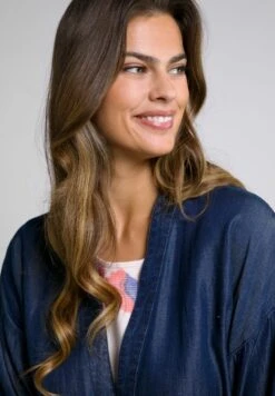 Ulla Popken Krótki Płaszcz - Dark Blue Denim 8 Ulla Popken Krótki Płaszcz - Dark Blue Denim -Lindex e44cd7e2fc4f40bb98835c1a59782903