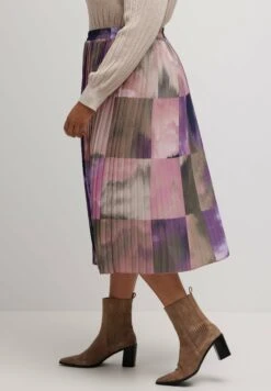 Ulla Popken PRINT ELASTISCHE BAND - Spódnica Trapezowa - Lavendel 10 Ulla Popken PRINT ELASTISCHE BAND - Spódnica Trapezowa - Lavendel -Lindex f78bf9b4b3ee4f73b205b1bbbfc021c0